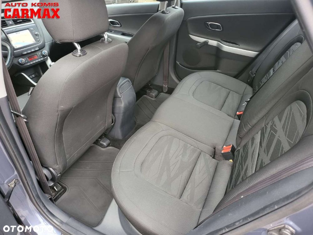 Kia Ceed - 31