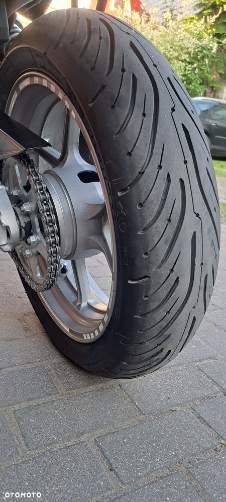 Kawasaki Versys 650 - 12
