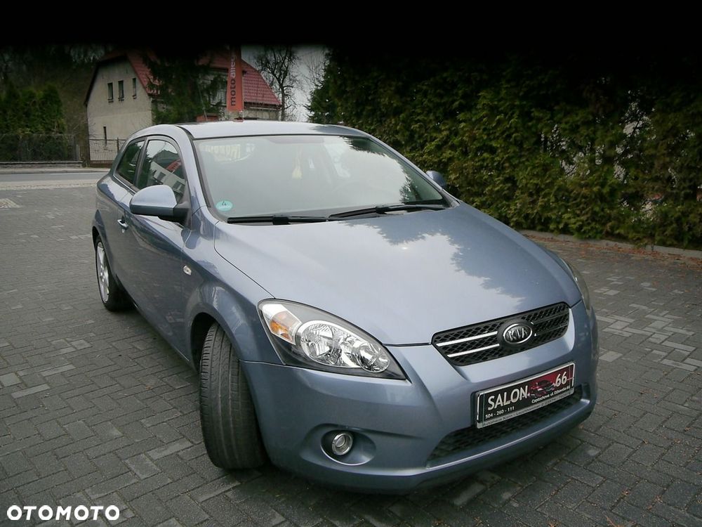 Kia ProCeed - 9