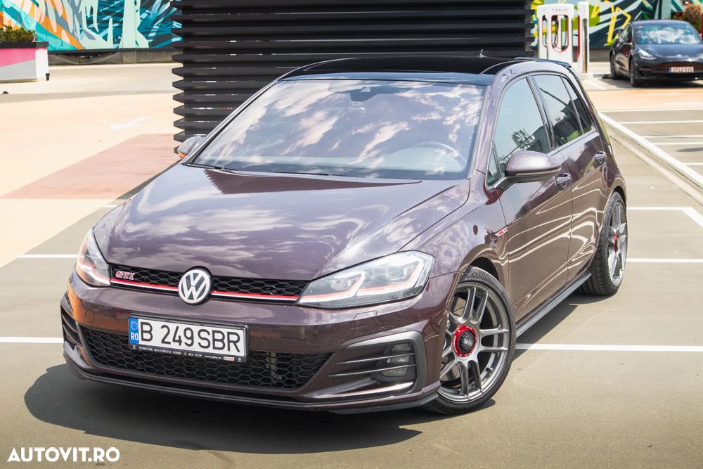Volkswagen Golf GTI (BlueMotion Technology) DSG Performance - 22