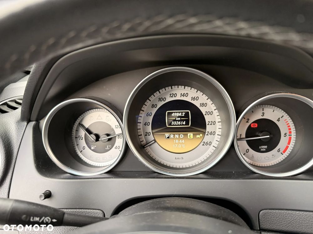 Mercedes-Benz Klasa C 250 CDI DPF Automatik BlueEFFICIENCY Avantgarde - 11