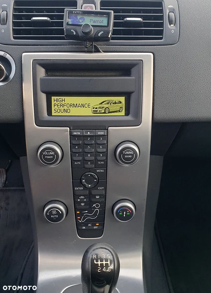Volvo V50 2.0D DPF Kinetic - 13