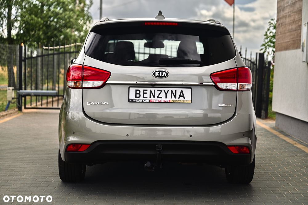 Kia Carens 1.6 GDI Attract - 39