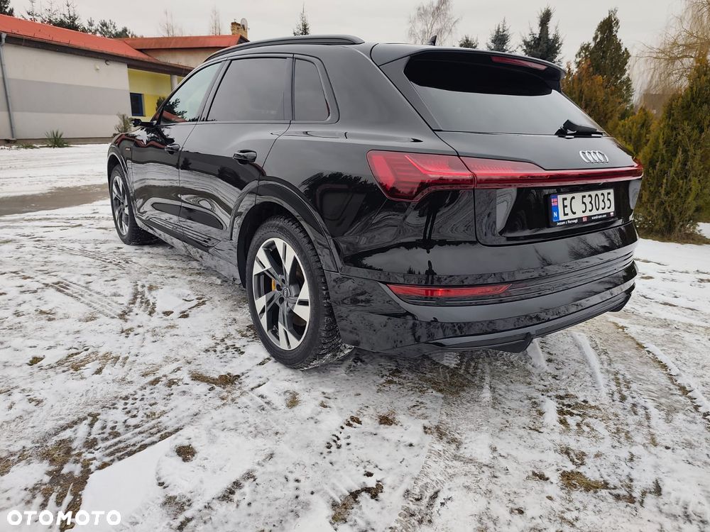 Audi e-tron 55 Quattro Advanced - 8