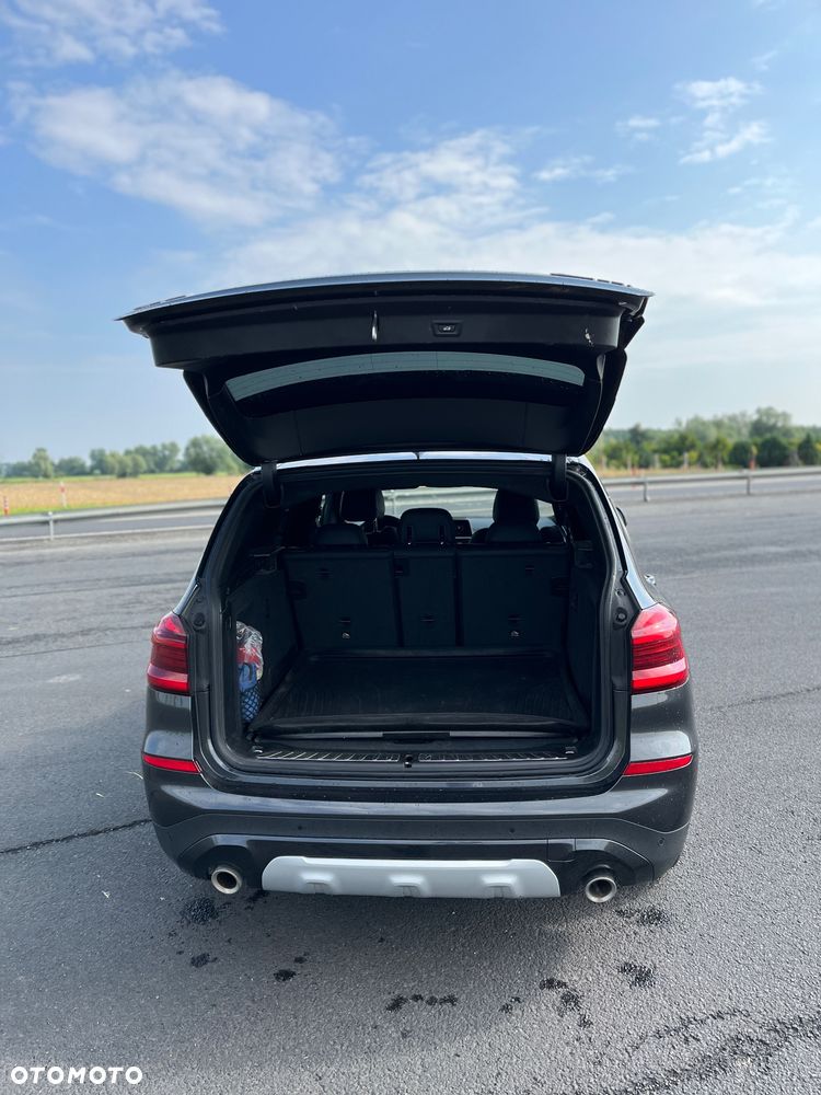 BMW X3 xDrive20i xLine - 12