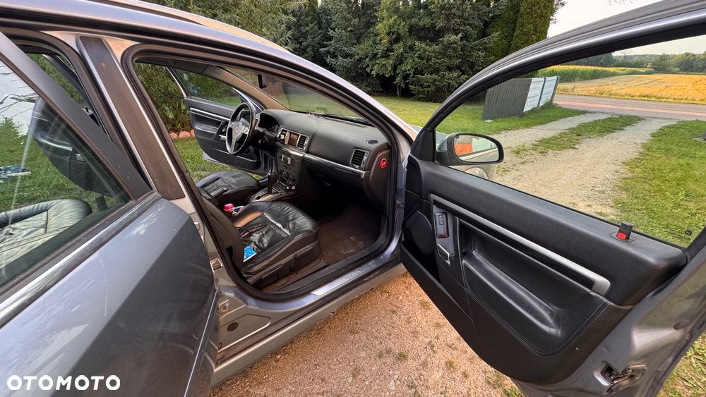 Opel Vectra 1.9 CDTI Automatik Business Sport - 14