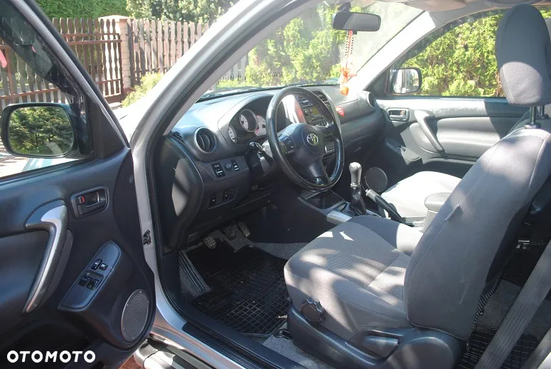 Toyota RAV4 2.0 D-4D Luna - 10