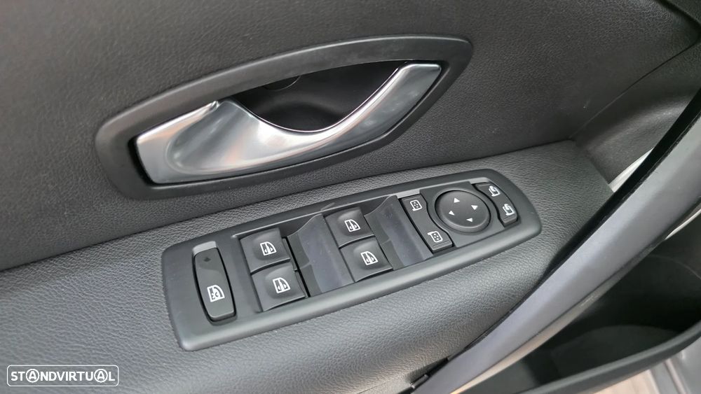 Renault Mégane Sport Tourer 1.4 TCE Dynamique S - 23