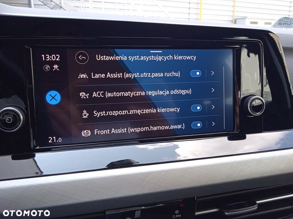 Volkswagen Golf - 26