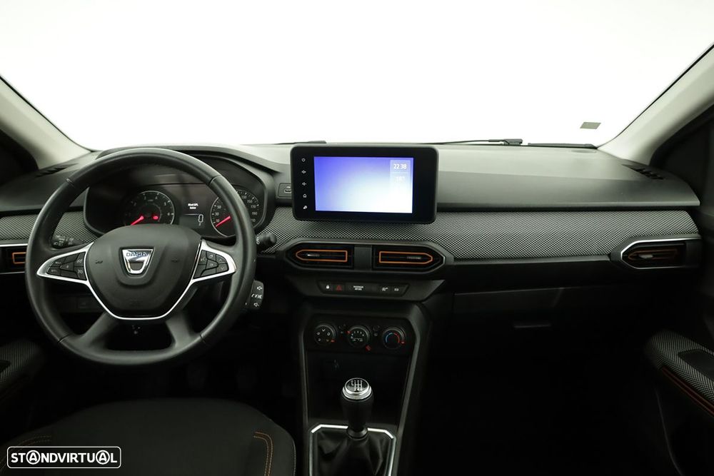 Dacia Sandero - 8