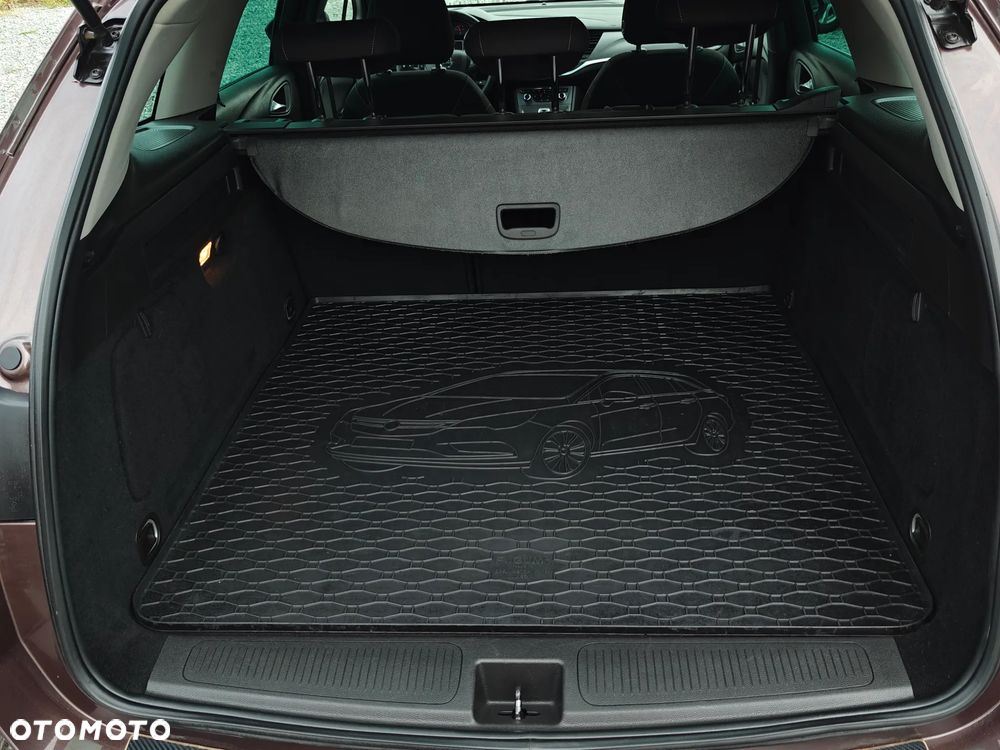 Opel Astra 1.6 CDTI Sport - 16