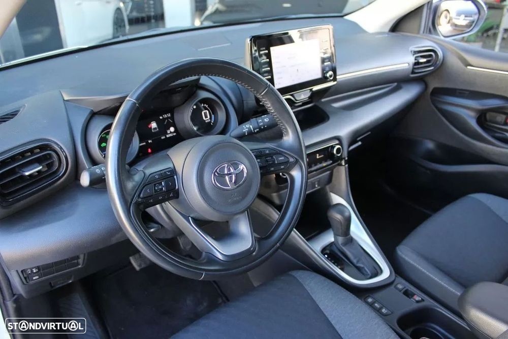 Toyota Yaris - 7