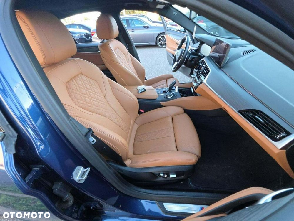 BMW Seria 5 540i M Sport sport - 8