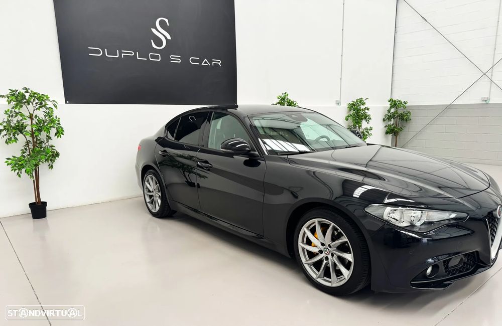 Alfa Romeo Giulia 2.2 D Super AT8 - 4