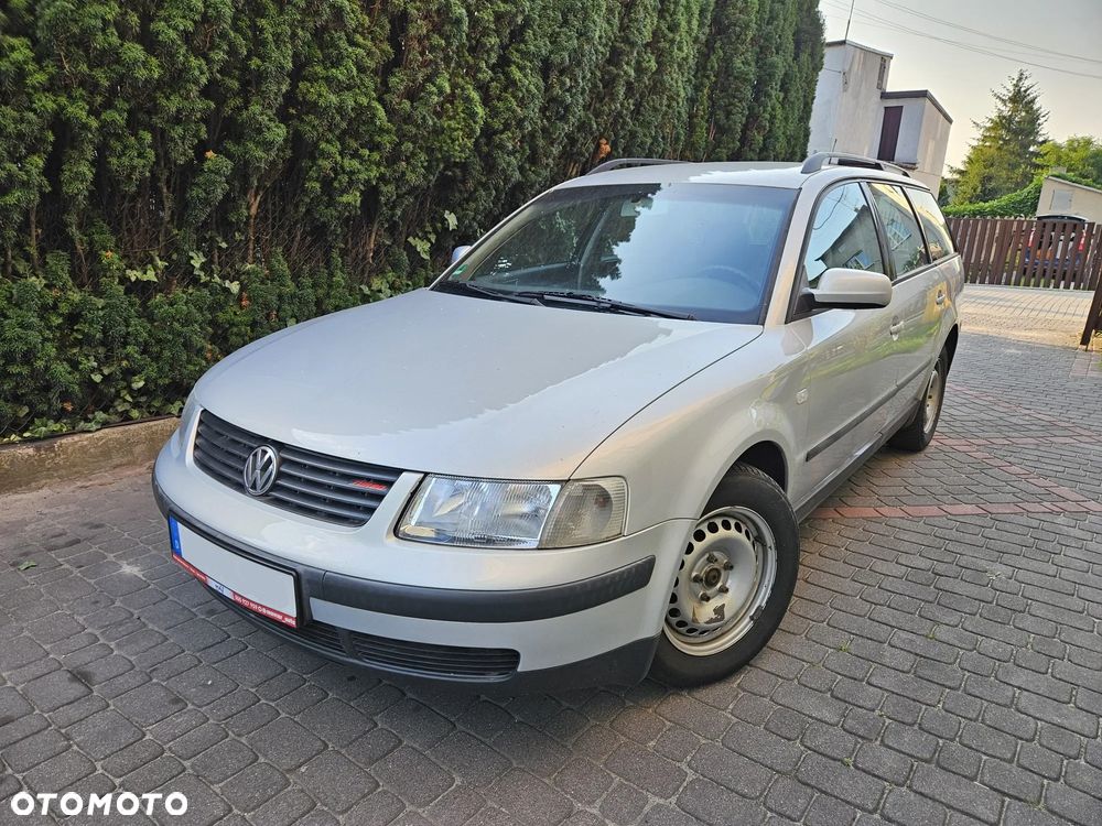 Volkswagen Passat 1.8 Highline - 2
