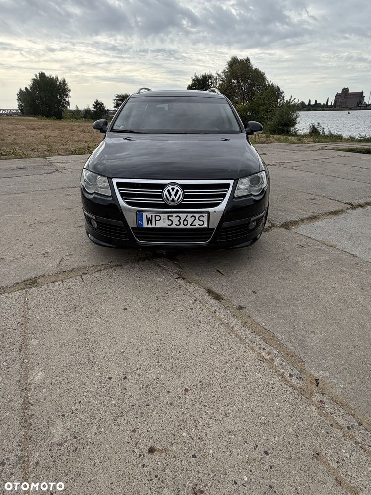 Volkswagen Passat - 2