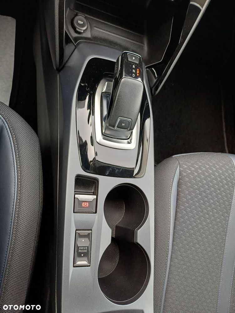 Peugeot 2008 - 17