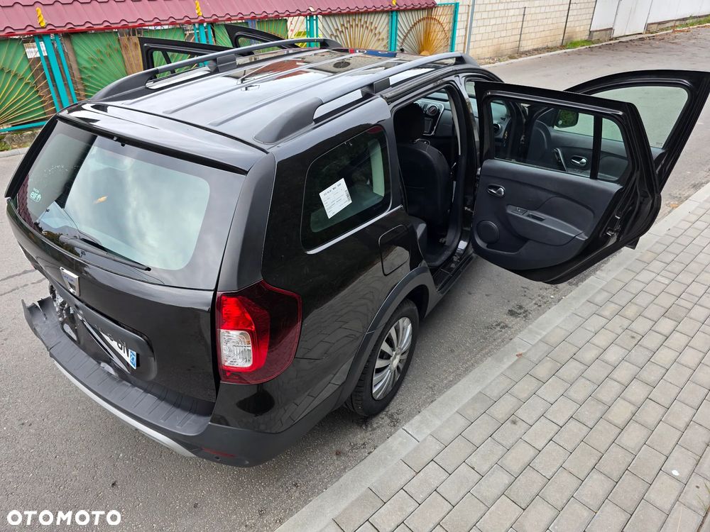 Dacia Logan TCe 90 S&S Stepway Celebration - 18