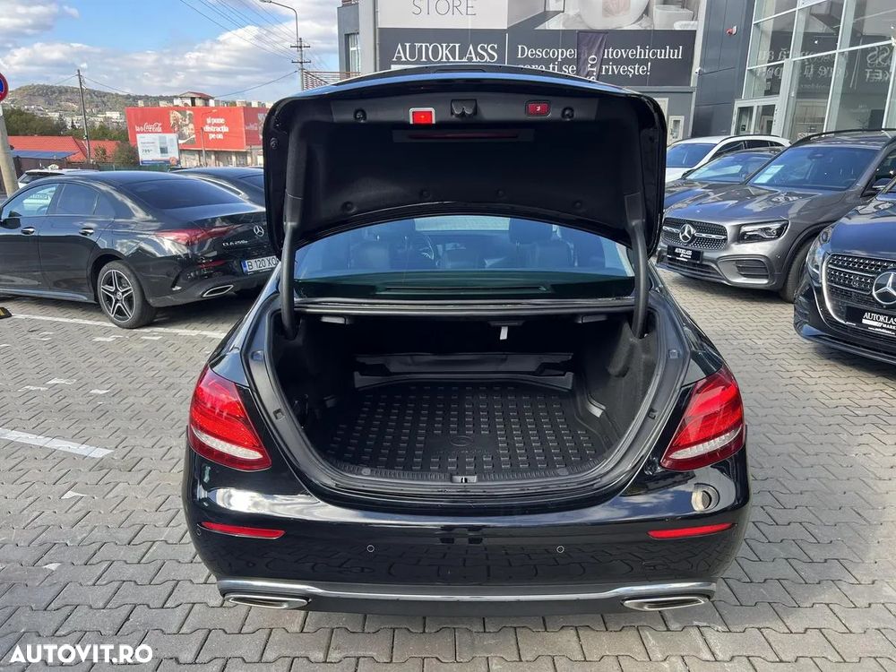 Mercedes-Benz E 200 4MATIC Aut. - 20