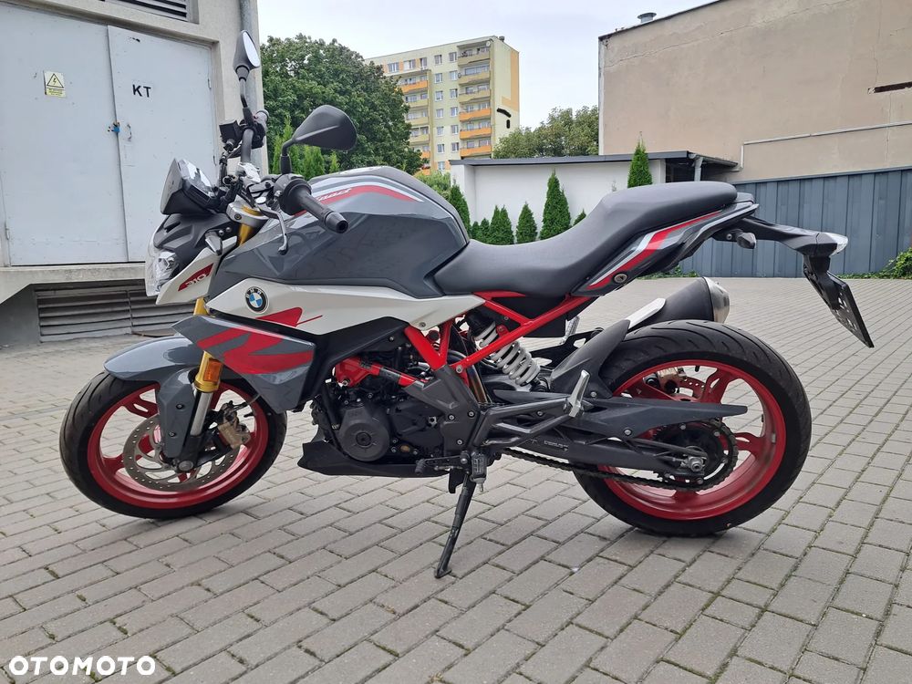 BMW G - 8