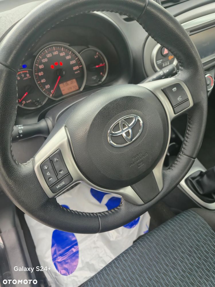 Toyota Yaris 1.33 VVT-i Life - 19