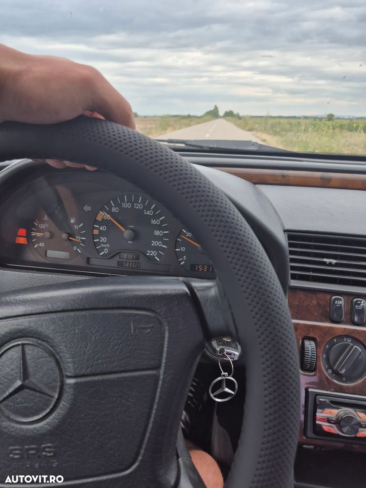 Mercedes-Benz C - 4