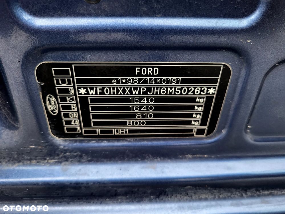 Ford Fiesta 1.3 Silver X - 14