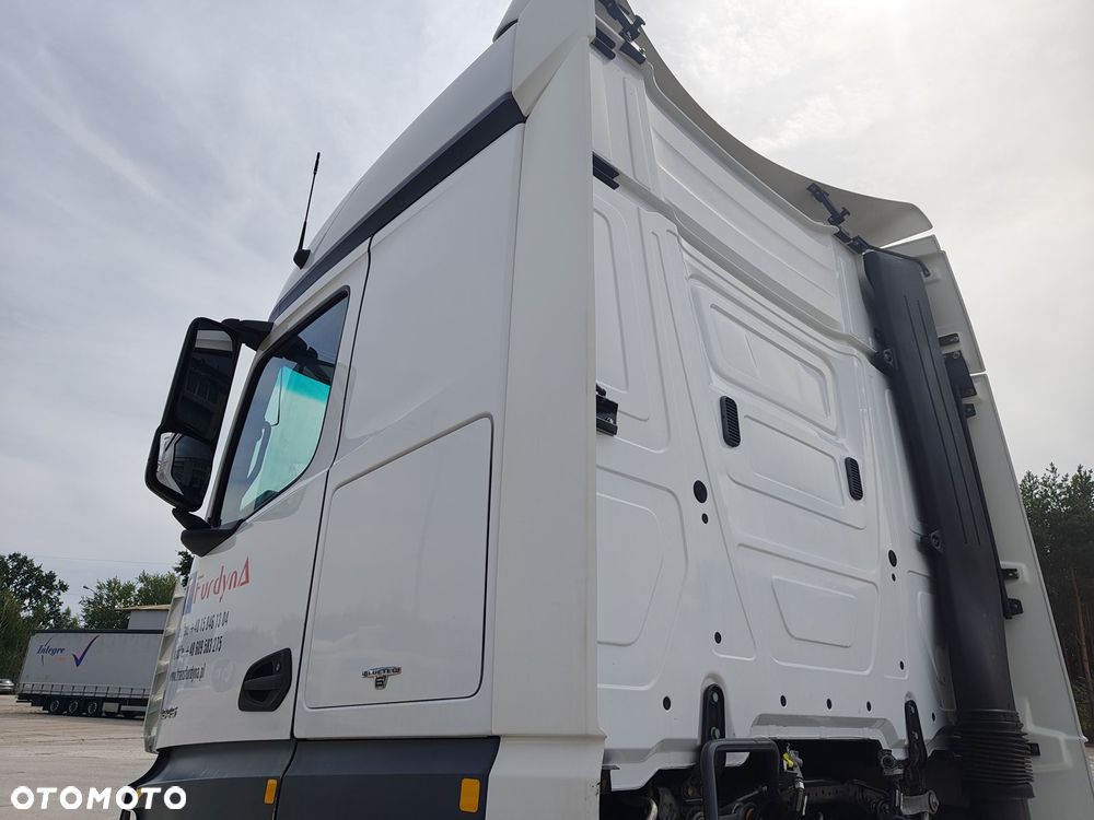 Mercedes-Benz ACTROS 1845 315/70R22,5 - 4