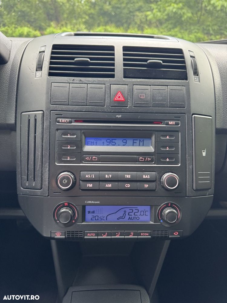 Volkswagen Polo 1.2 Attractive - 8