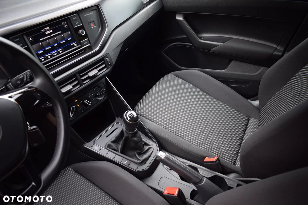 Volkswagen Polo - 24