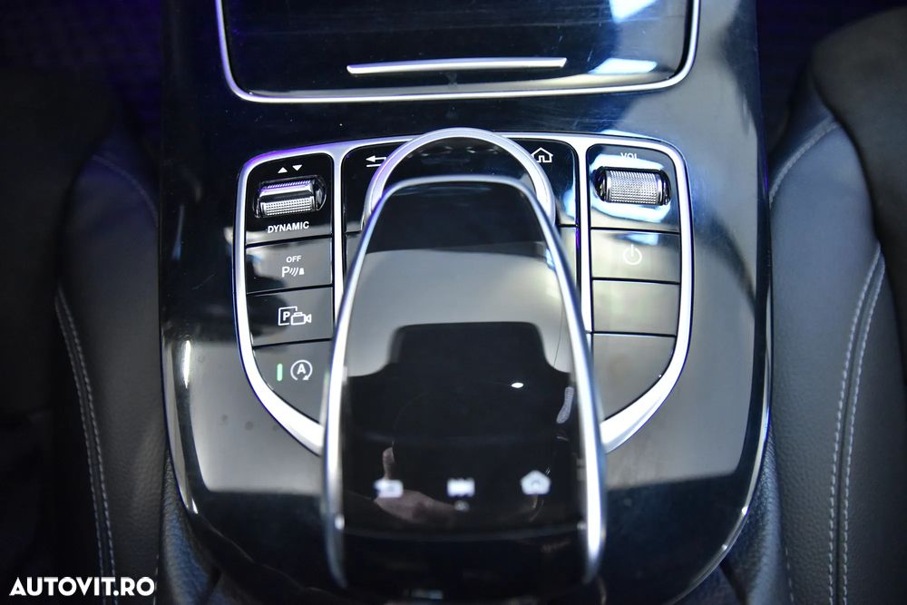 Mercedes-Benz E 220 d 9G-TRONIC AMG Line - 17