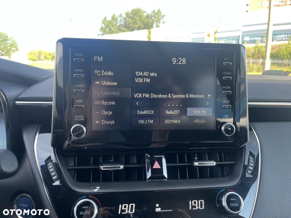 Toyota Corolla 1.8 Hybrid Comfort - 18