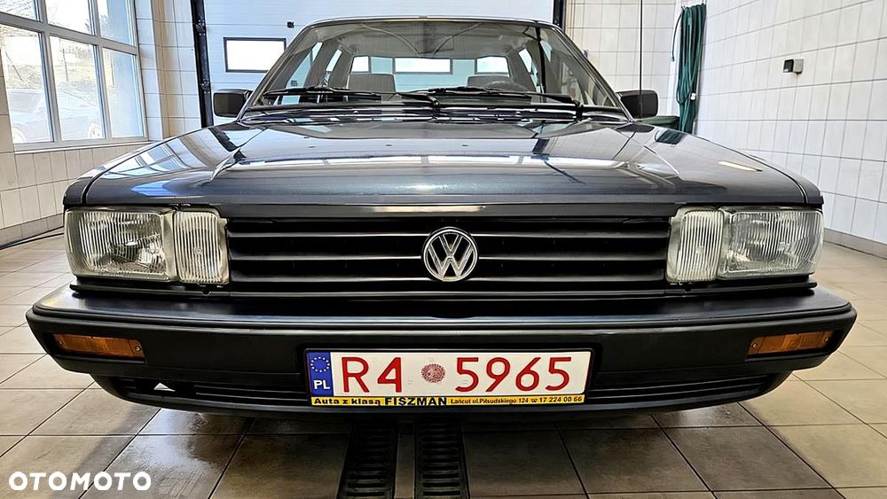 Volkswagen Passat - 6