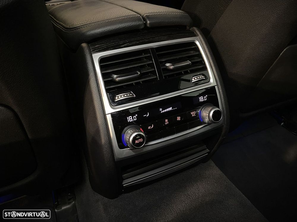 BMW 730 d Auto - 11