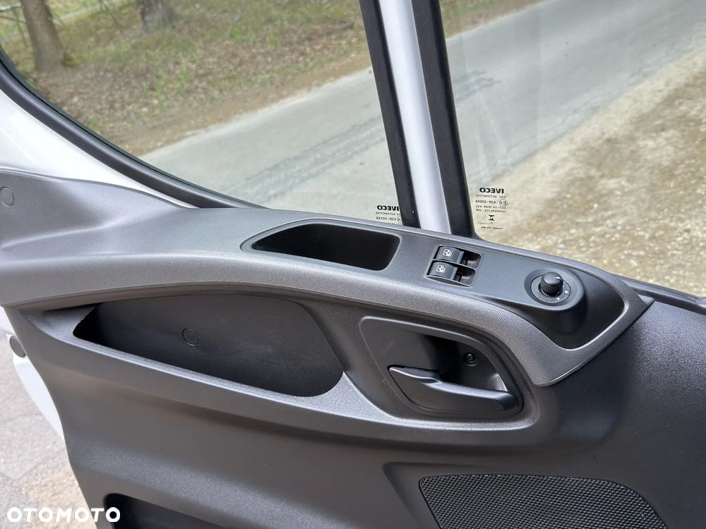 Iveco DAILY - 20