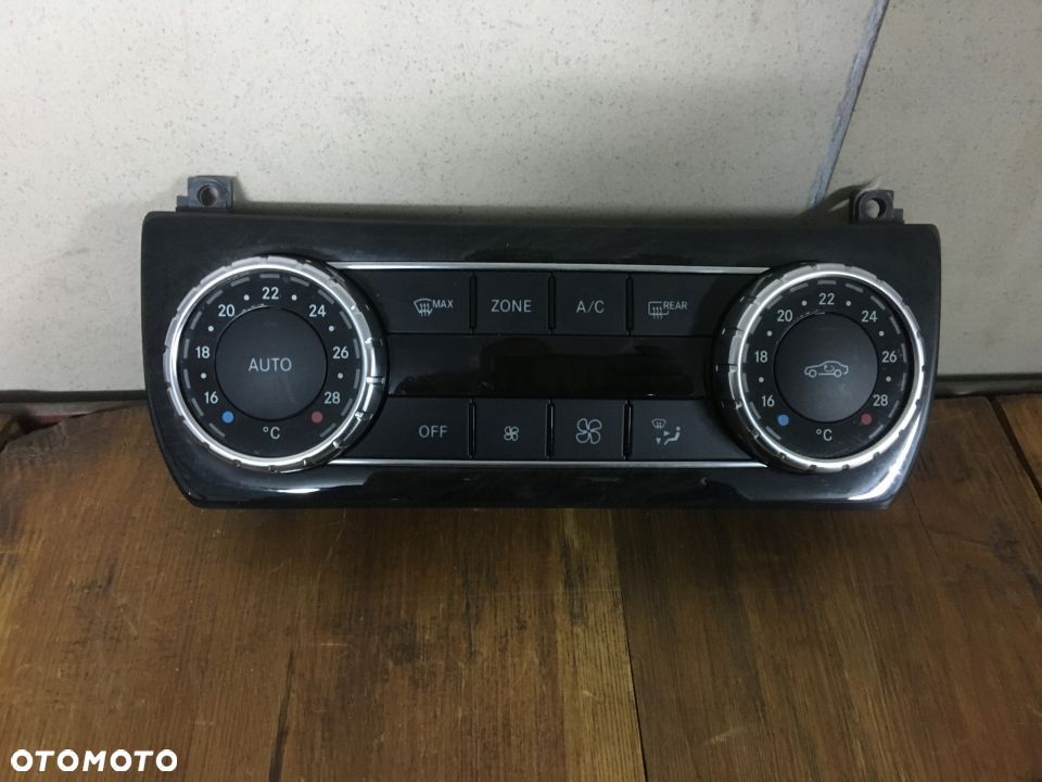 MERCEDES cls 218 panel klimatyzacji A 2048309885 - 2