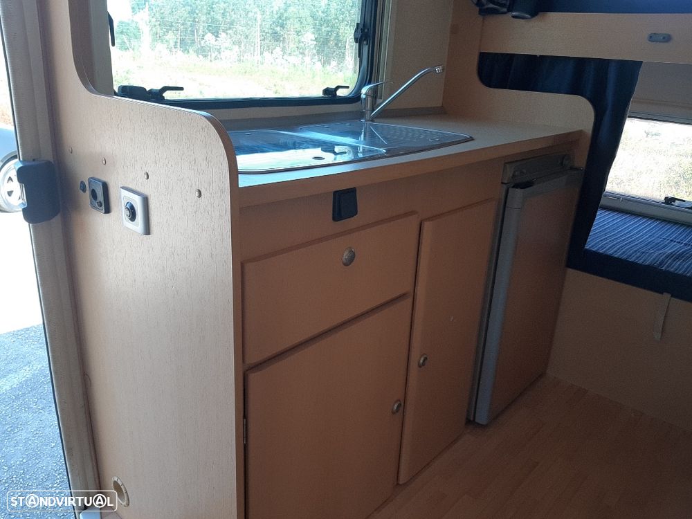 Ford Transit 2.2 TDCI - ROLLER TEAM ZEFIRO 291 TL - 4 LUGARES - 6 DORMIDAS - 33