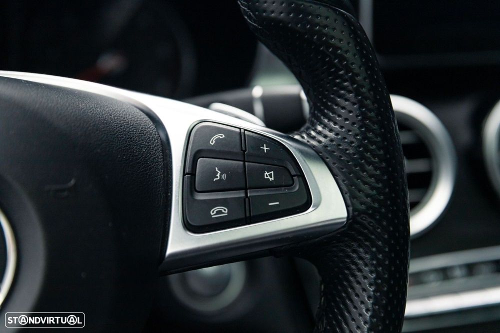 Mercedes-Benz GLC 250 d 4Matic 9G-TRONIC AMG Line - 30