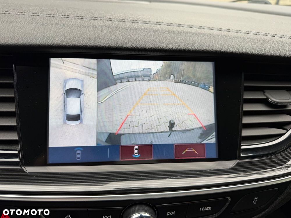 Opel Insignia 2.0 BiTurbo 4x4 Ultimate Exclusive - 24