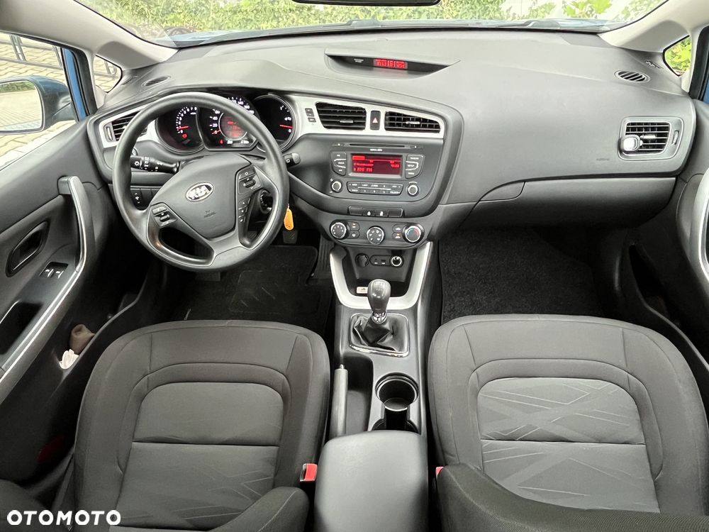 Kia Ceed - 6