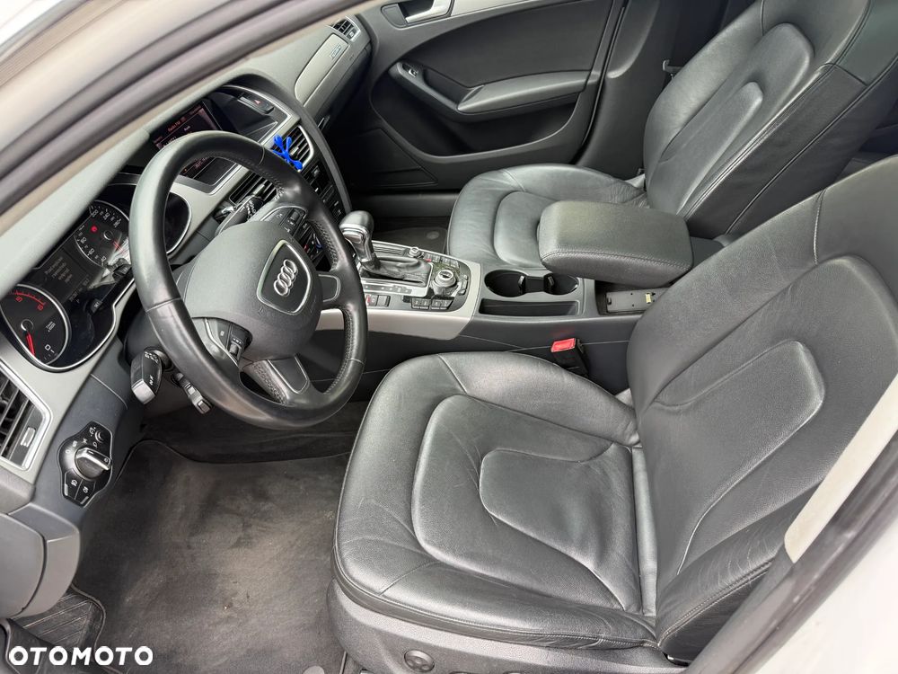 Audi A4 Avant 2.0 TDI DPF quattro S tronic Attraction - 7