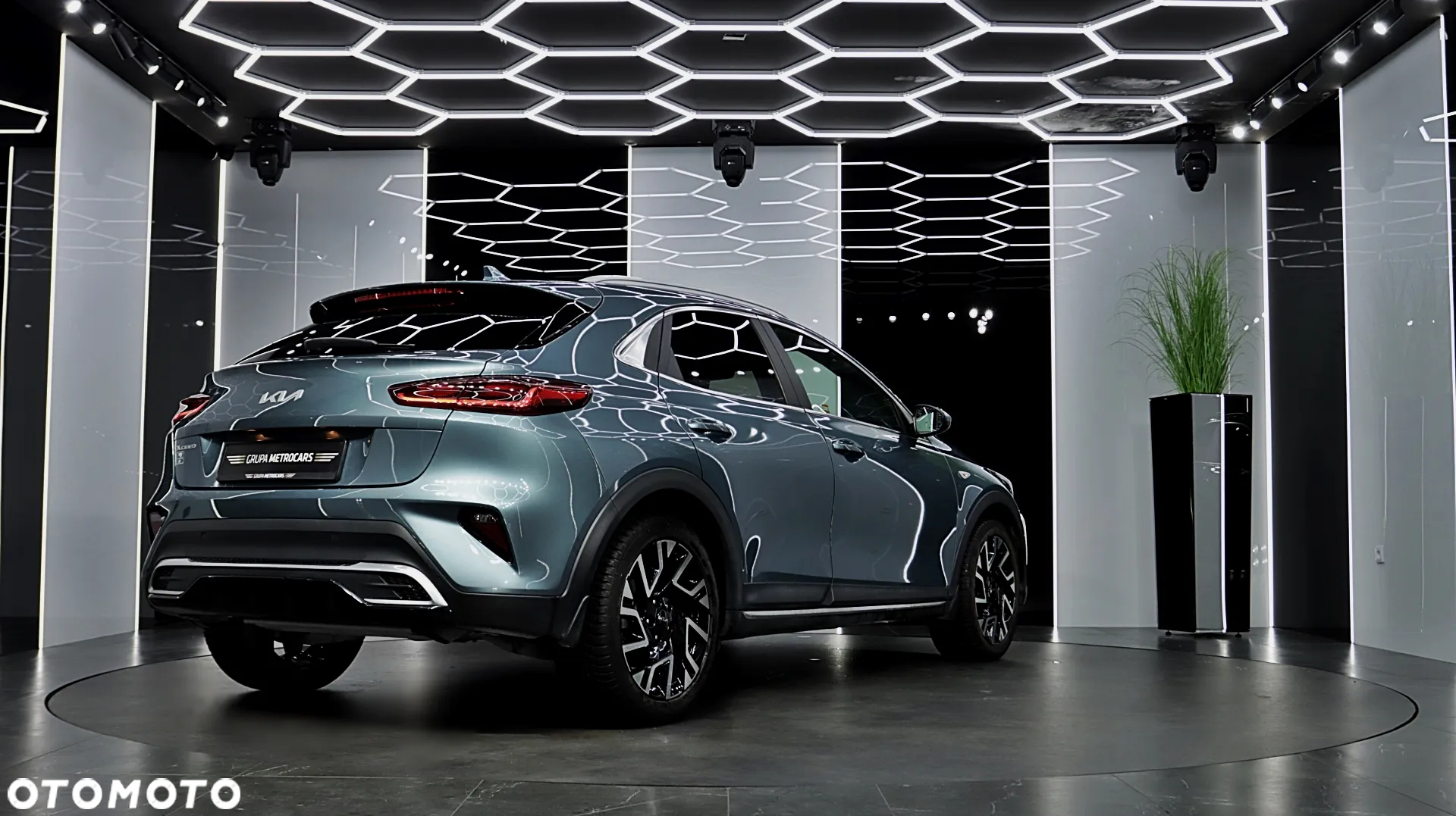 Kia XCeed 1.5 T-GDI M - 8