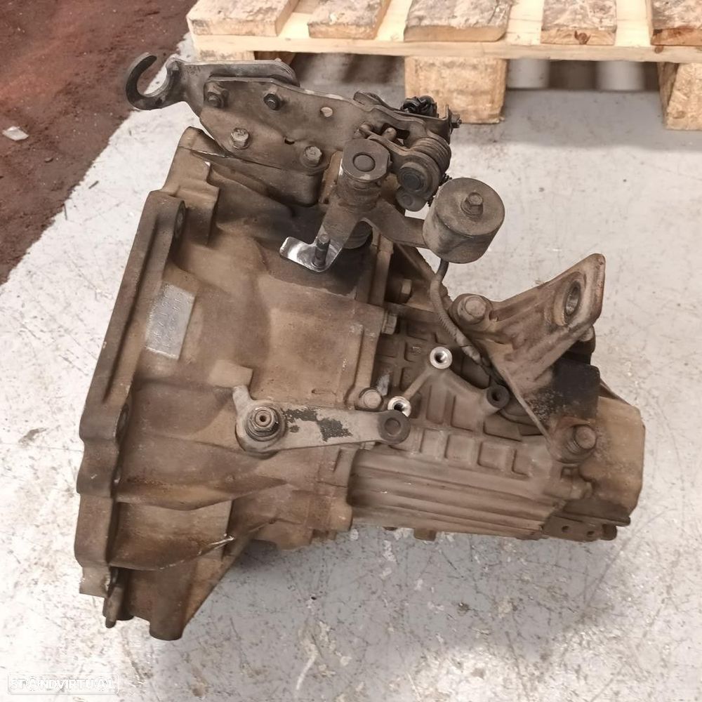 CAIXA VELOCIDADES HYUNDAI GETZ 2003 - 3