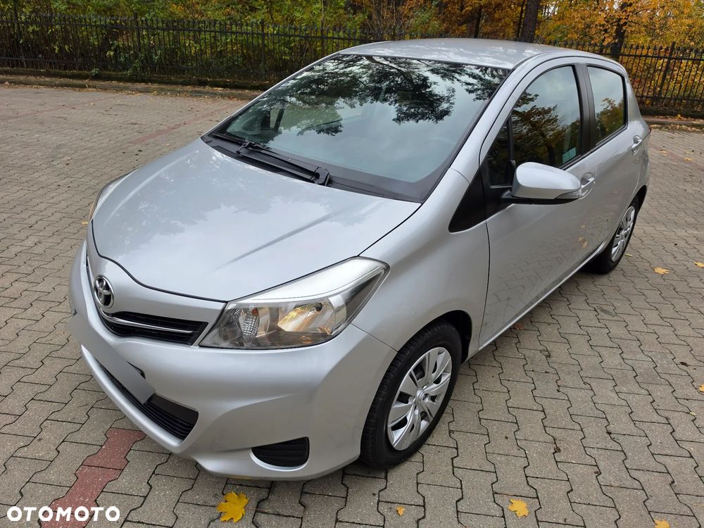 Toyota Yaris - 2