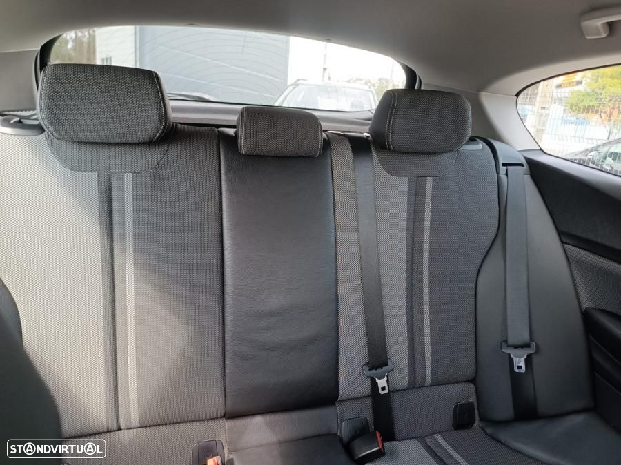 BMW 116 d Advantage Auto - 9