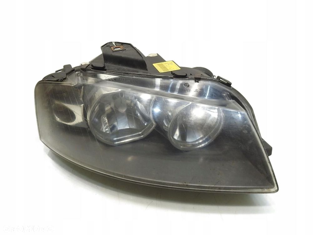 LAMPA PRAWA PRZEDNIA PRZÓD AUDI A3 8P 8P0941004K 0301206202 - 1
