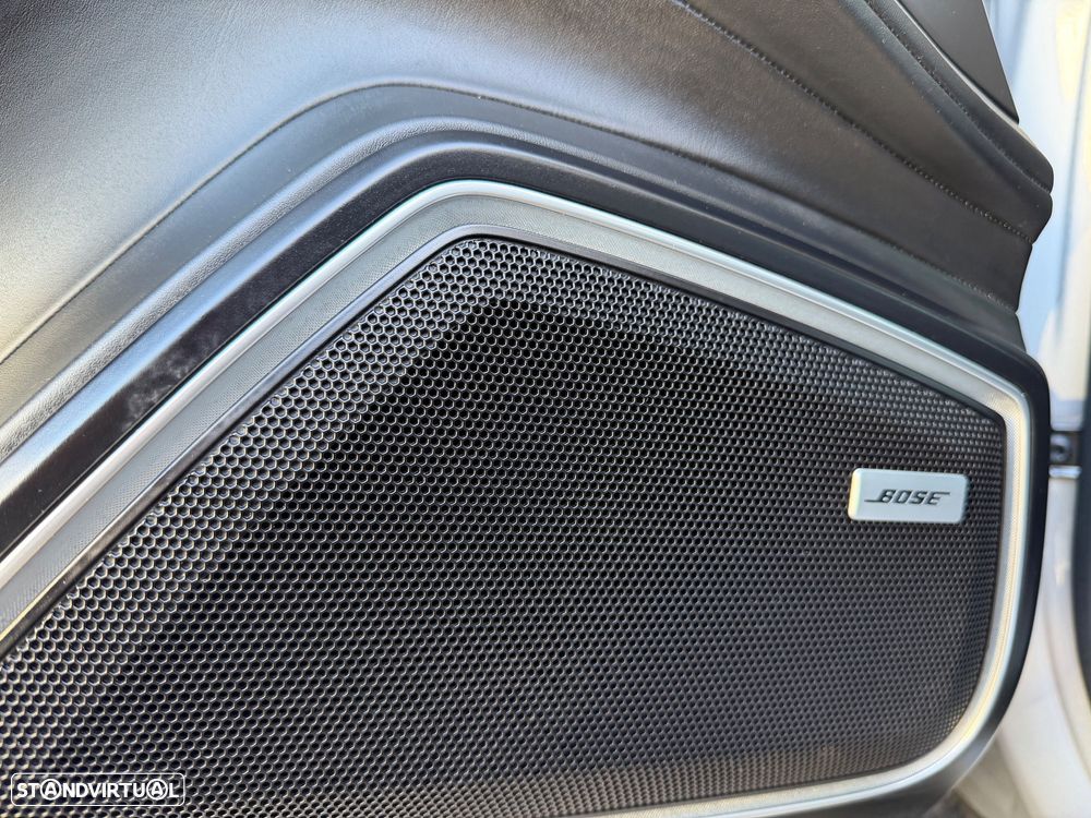 Porsche Panamera Sport Turismo 4 E-Hybrid - 17