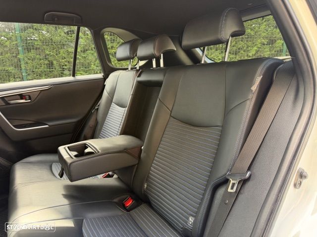 Toyota RAV4 2.5 HDF Square Collection AWD-i - 19