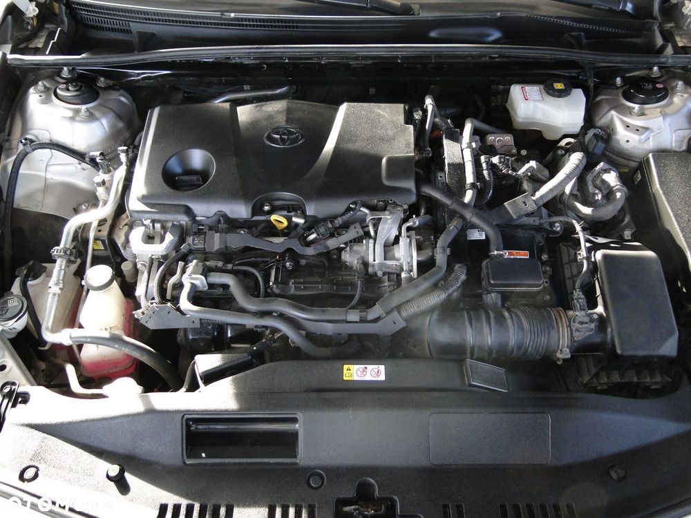 Toyota Camry - 34