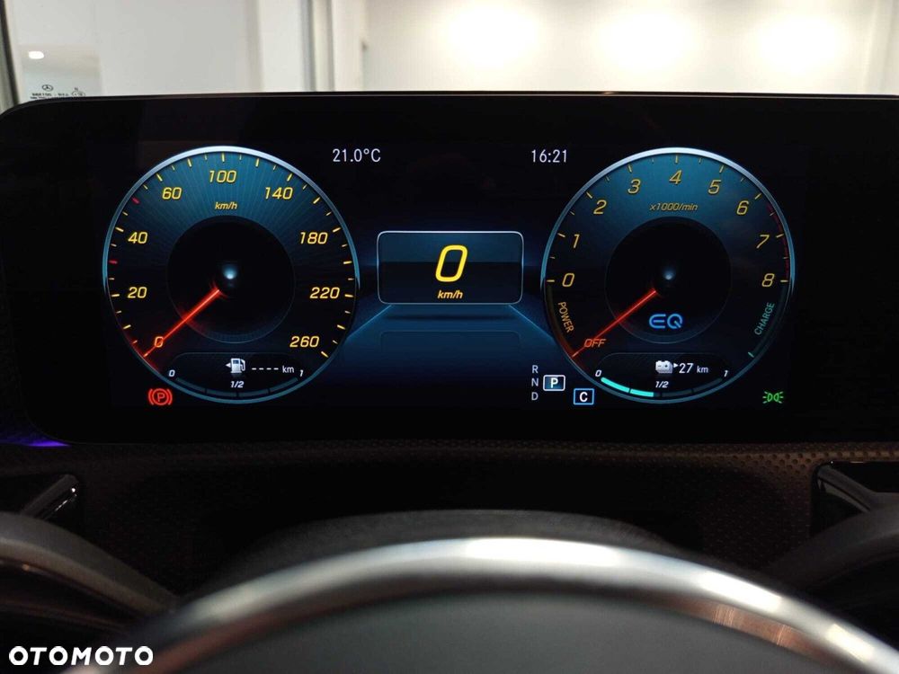 Mercedes-Benz CLA 250 e PHEV 8G-DCT - 35